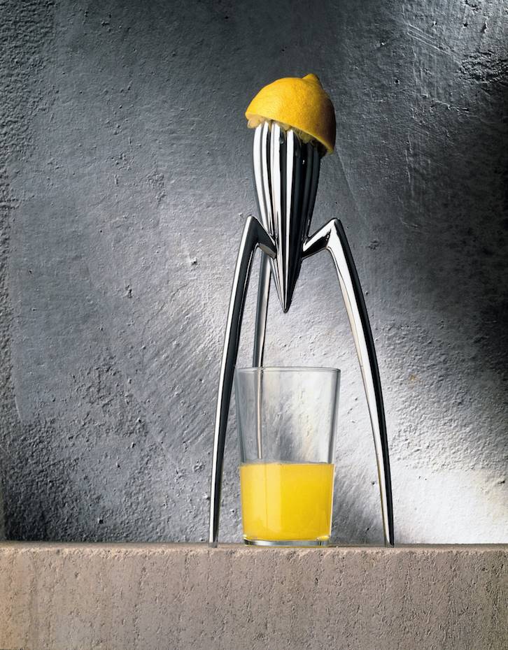 [ ] Exprimidor de Alessi. [07] Exprimidor de Alessi
